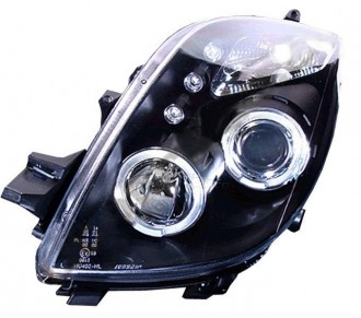 Фара TOYOTA VITZ /YARIS 05-08 черные LH+RH комплект