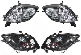 Фара TOYOTA VITZ /YARIS 05-08 хром линзы тюнинг комплект R+L
