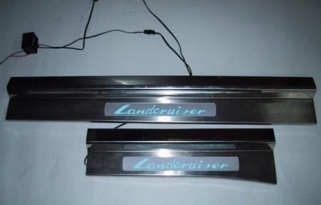 Накладка порогов TOYOTA LAND CRUISER 100 98-07 комплект R+L
