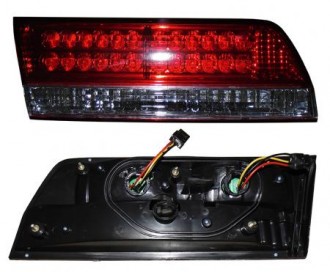 Вставка в крышку багажника TOYOTA MARK II 96-01 диод